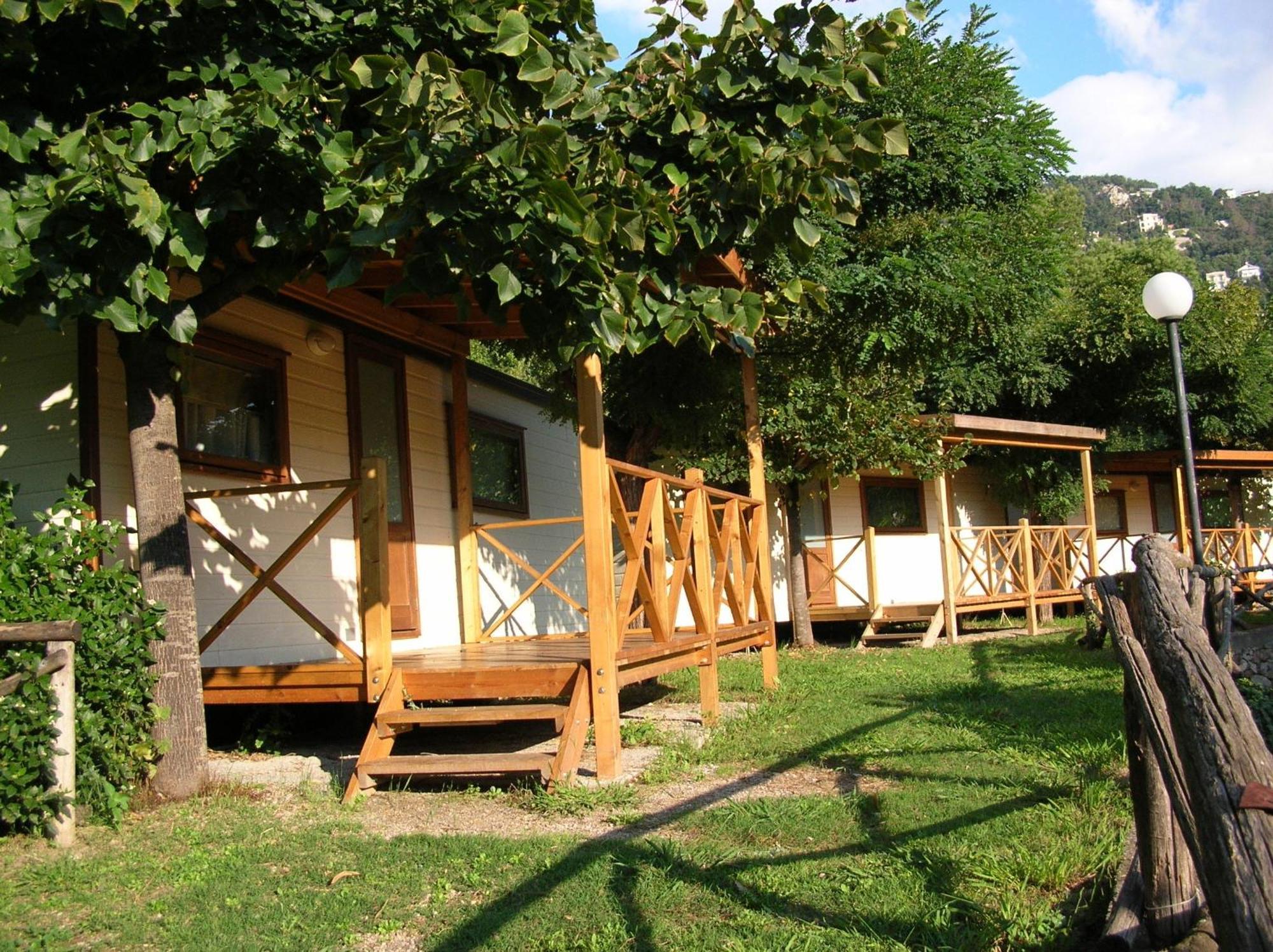 Campeggio Pian Dei Boschi Pietra Ligure Ngoại thất bức ảnh