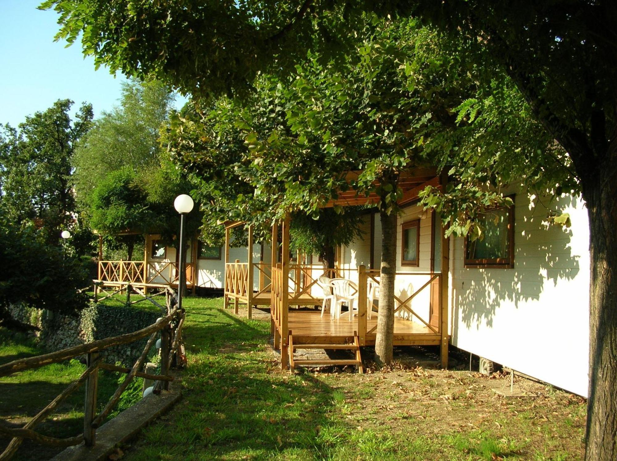 Campeggio Pian Dei Boschi Pietra Ligure Ngoại thất bức ảnh